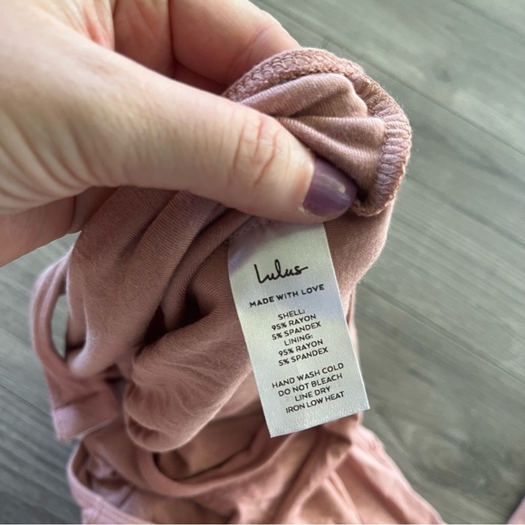 Lulu’s Womens Mauve Body Suit Long Sleeve Relaxed Sleeves Thong Size Large - Picture 6 of 8